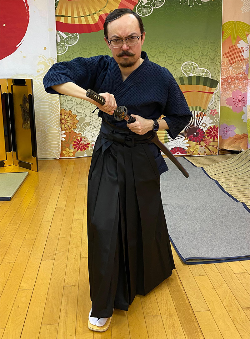 Man dressed in kendo training clothes