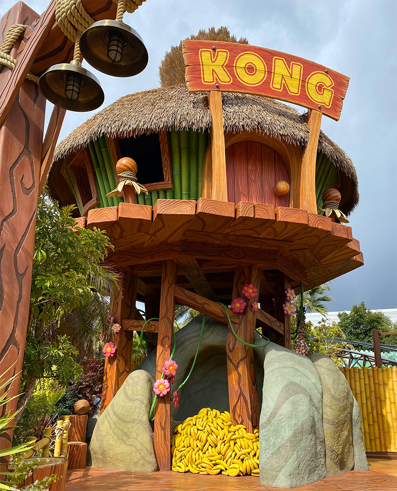 Donkey Kong's hut inside his park in Universal Studios Japan